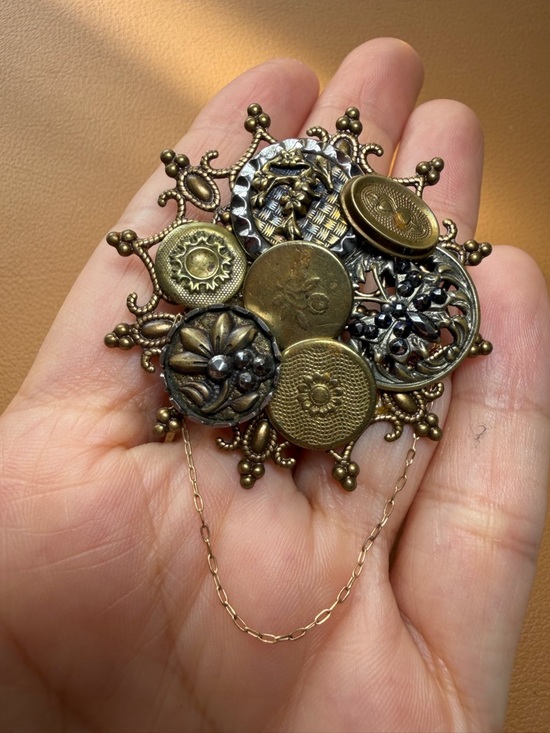 Vintage Jewelry - Handmade Vintage Button Collage Brooch – Steampunk Victorian Style